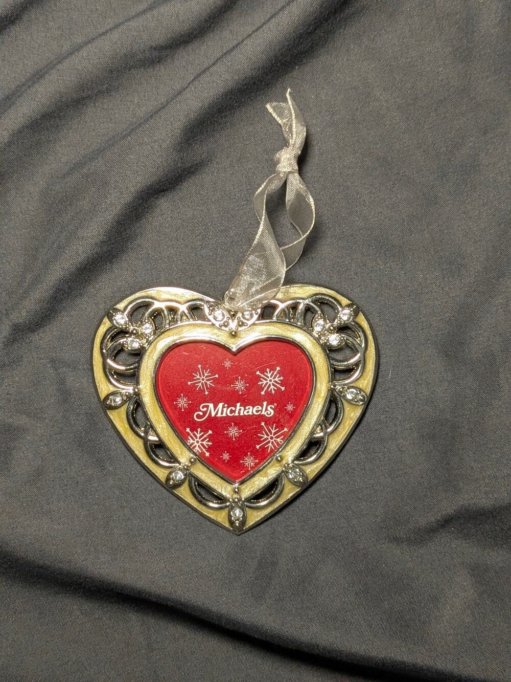 Michaels Vintage Holiday Heart Shaped Photo Frame Christmas Tree Ornament Silver